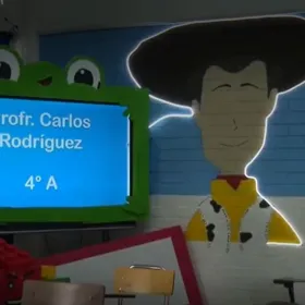 Profe Chido decora salón de clases de Toy Story en Juárez