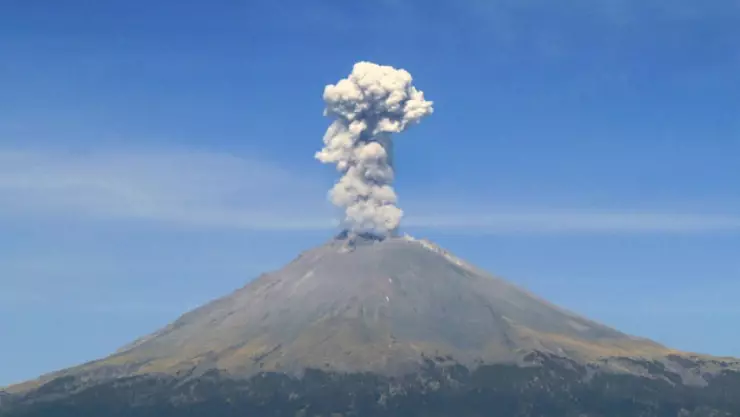 Caída de ceniza del volcán Popocatépetl en CDMX
