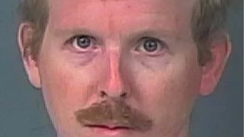 hombre detenido vivir escondido casa novia.jpg