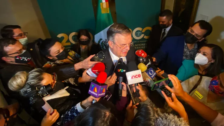 EBRARD REFORMA ELÉCTRICA 