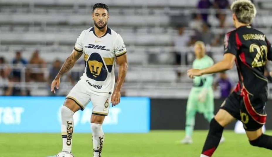 Efraín Juárez Pumas