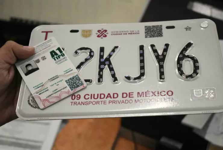 Reemplacamiento en CDMX 2024: Precio, requisitos y cómo sacar tus placas