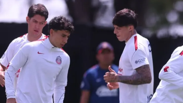 chivas-se-deshizo-leonardo-sepulveda-no-contaba-para-gabriel-milito