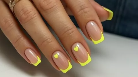 Uñas amarillo rejuvenecer manos