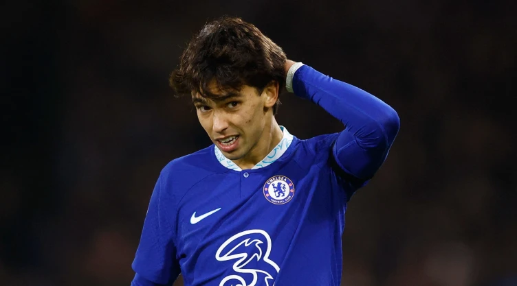 Joao félix con el Chelsea.jpg