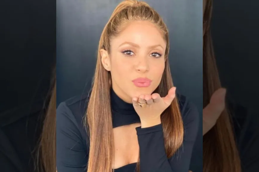 Shakira y Angela (8).jpg