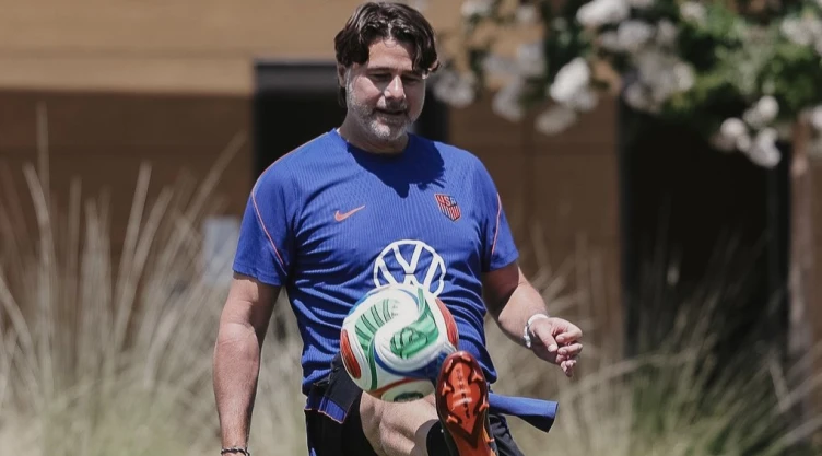 Entrenador de Selección Nacional recibe oferta para EXTENDER SU CONTRATO tras Mundial 2026
