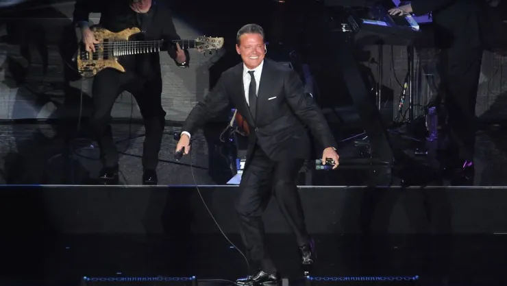 ¡Sale el Sol! Luis Miguel vuelve a los escenarios; confirma tour 2023