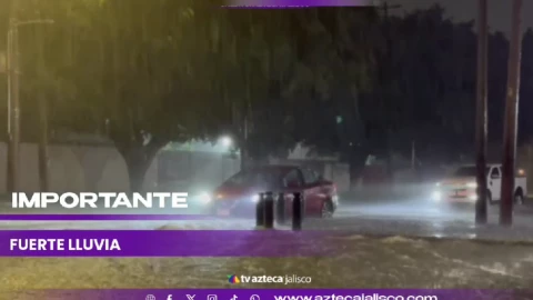 Guadalajara amanece bajo el agua; reportan inundaciones de hasta un metro y rescate de personas por las lluvias