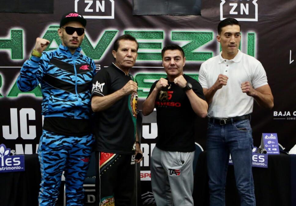 Julio César Chávez vs Jorge “Travieso” Arce