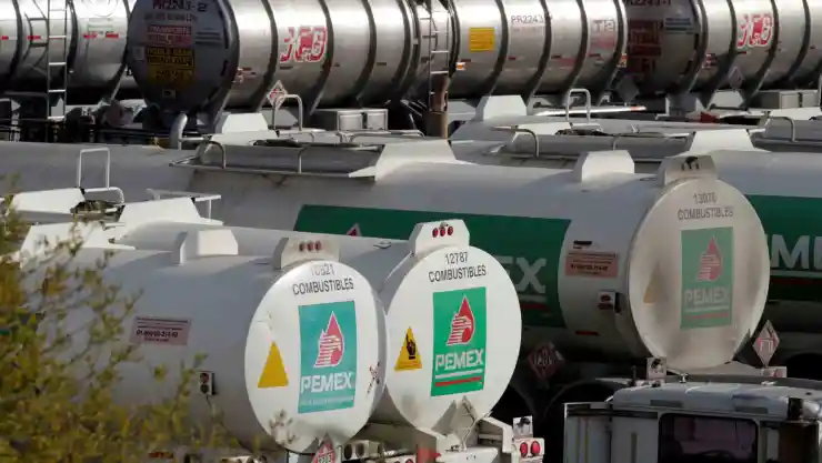 pemex cancela contratos felipa obrador.jpg