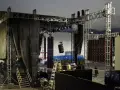 Construcción escenario Gran concierto Juguetón 25 años