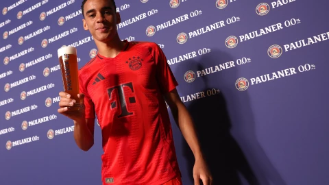 En Alemania es tradición que los futbolistas tomen alcohol luego de ganar algún título local