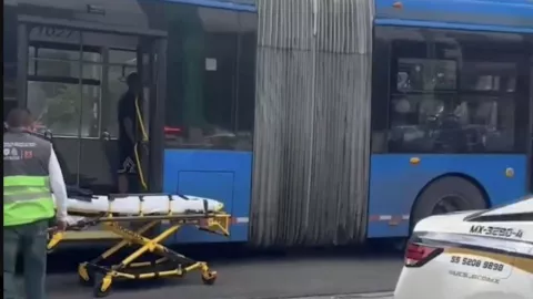 Varias personas heridas hoy en la colonia Obrera tras choque entre trolebús y un carro