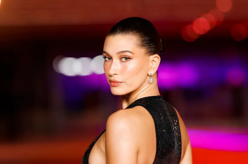 Hailey Bieber fue acusada de ser la tercera en discordia entre ellos, cuando aún sostenían una relación.