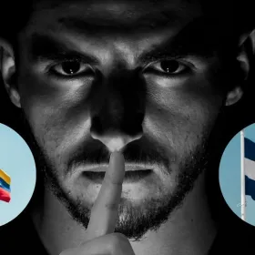 Hombre con dedo índice en la boca y banderas de Venezuela y Nicaragua.
