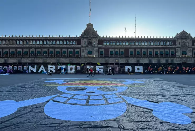 Polémica en Palacio Nacional por mensaje de “NARCOESTADO”