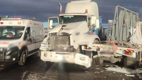 ¿Qué pasó en la autopista Puebla-Orizaba hoy 23 de marzo?: Fuerte accidente de un tráiler deja caos vial y provoca cierre