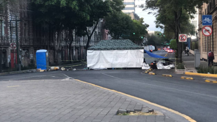 Plant&oacute;n frente a la Segob