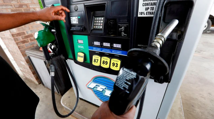 Precio gasolina en Colima hoy 17 de agosto: ¿Cuánto cuesta la Magna, Premium y Diesel?