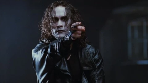 Rochelle Davis actriz de ‘El Cuervo’ ha dado su opinión sobre la caracterización de Bill Skarsgard