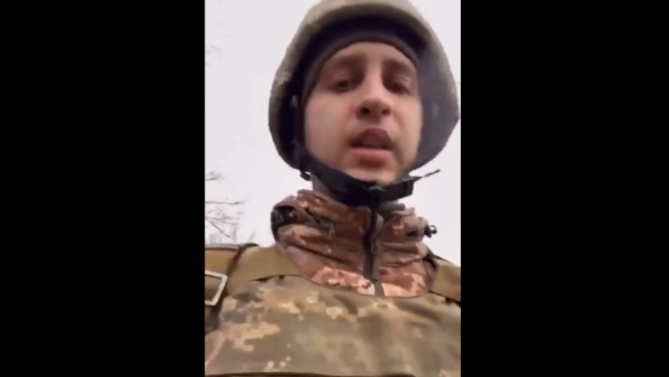 soldado ucraniano papas combate