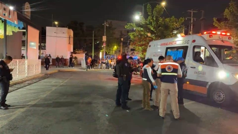 Agresión a golpes a hombre en Mercado Morelia en CDMX.