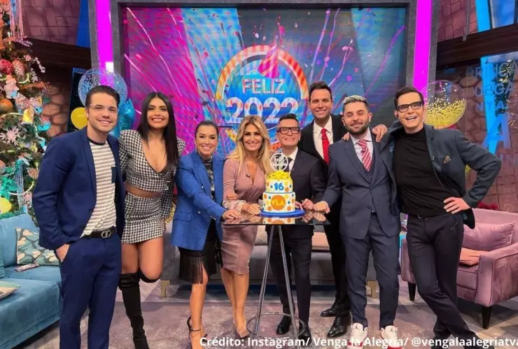 Festejamos 16 años de VLA con las mejores FOTOS de nuestros conductores.