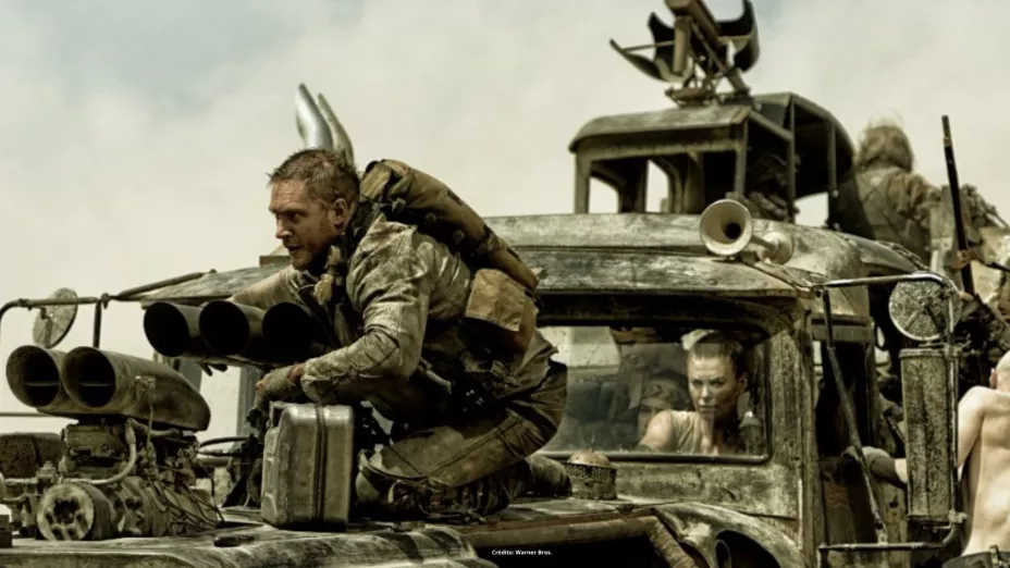Escenas de la película Mad Max: Furia en el Camino, con Charlize Theron y Tom Hardy. | Estreno Platinum por Azteca 7