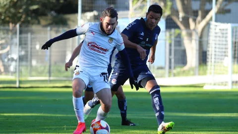 JESUS ANGULO CHIVAS
