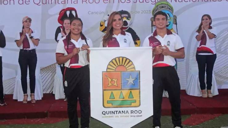Abanderan la delegación quintanarroense para los Nacionales CONADE 2023