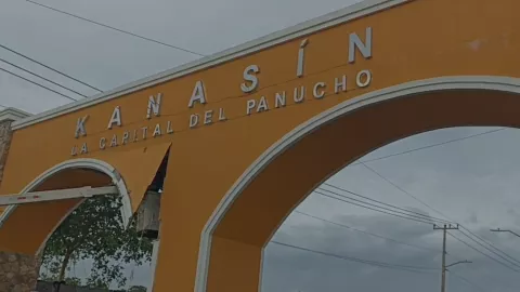 Reportan COLAPSO del arco de Kanasín; esto sucedió