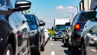 Hoy No circula este 3 de noviembre de 2025: ¿Qué autos pueden transitar en la CDMX y EdoMex?