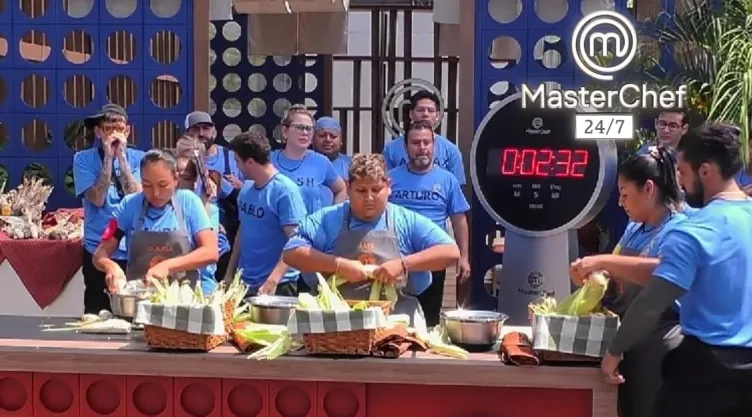 Líderes ponen a prueba su destreza con los elotes con RETO EXPRESS de MasterChef .