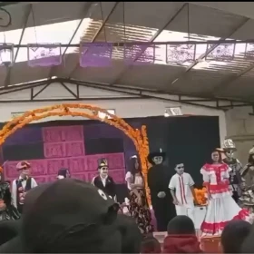 Incendio de disfraz de catrina en secundaria de Hidalgo