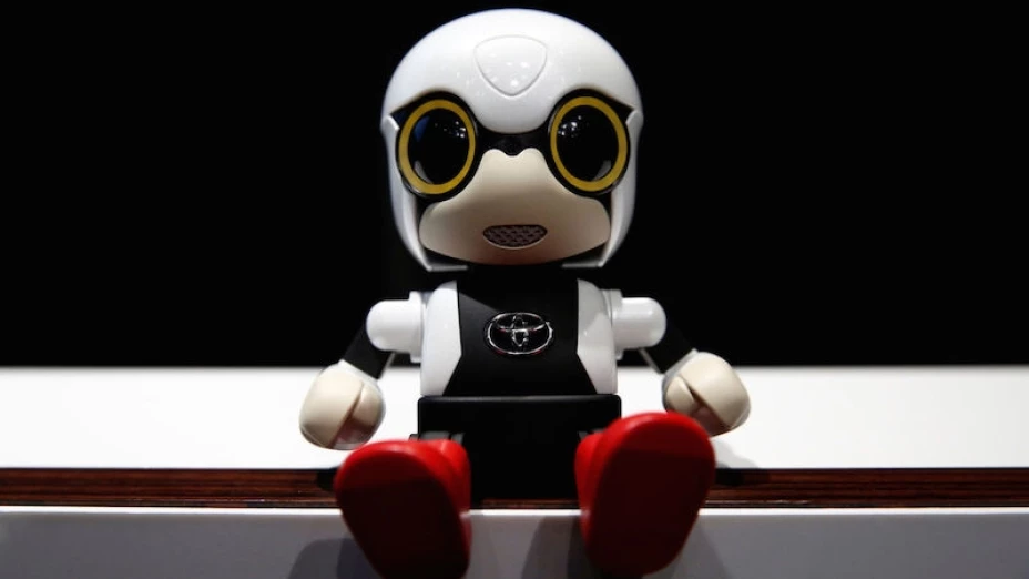 Mini robot Toyota