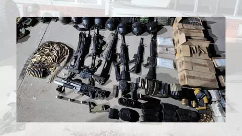 Sinaloa: Descubren auténtico arsenal en poblados de Culiacán