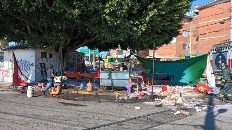 Explota tanque de gas en un puesto de birria.png