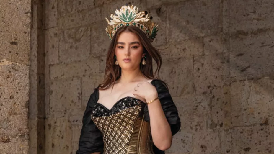 Esto cuesta el lujoso vestido de la hija del Canelo Álvarez