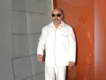 Ayudará a los participantes a entrenar y desarrollar su talento musical en el campamento antes de presentarse ante el jurado final.