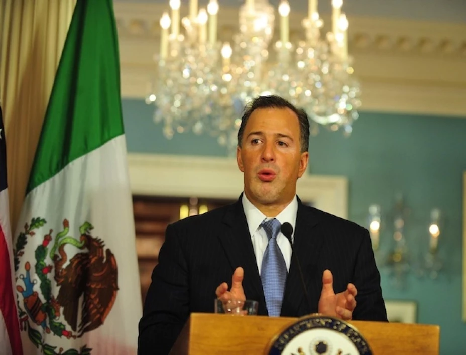 Meade viajará acompañado de una delegación integrada por funcionarios de las secretarías de Economía y Turismo, entre otras