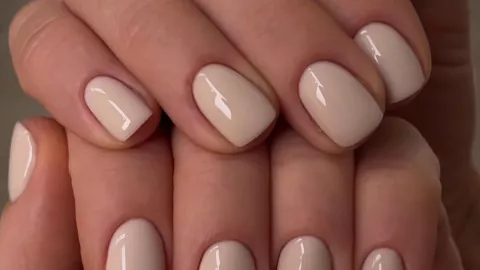 7 colores que se ven bien en manicura gelish: ideales para uñas más resistentes