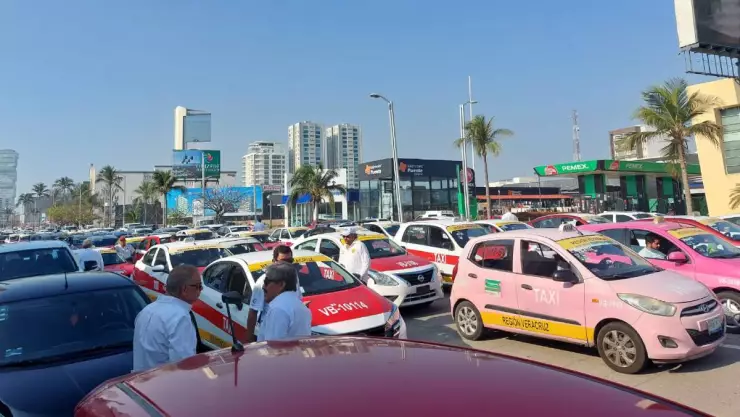 manifestación taxistas boca del rio.