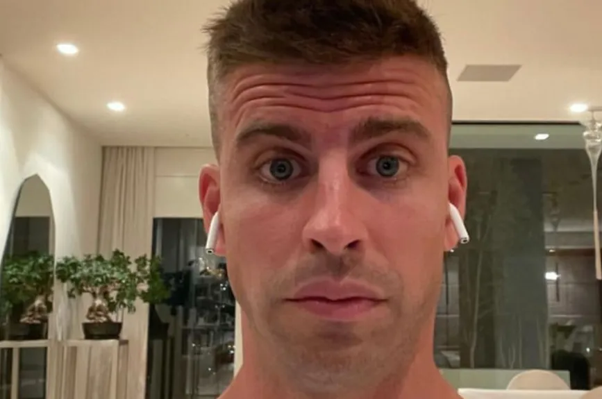 Pique selfie con audifonos.jpg