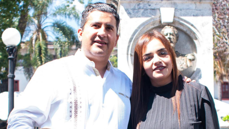 Grecia Quiroz y Carlos Manzo