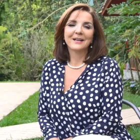 Quién es Julia en Café con Aroma de Mujer cms.jpg
