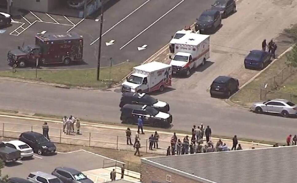 tiroteo en escuela primaria en Texas