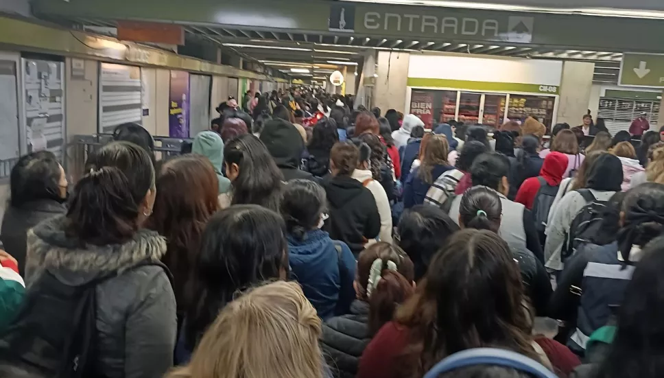 Retrasos Metro CDMX hoy viernes14 de febrerro