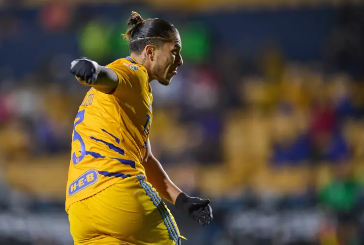 Carlos Salcedo Tigres Toronto