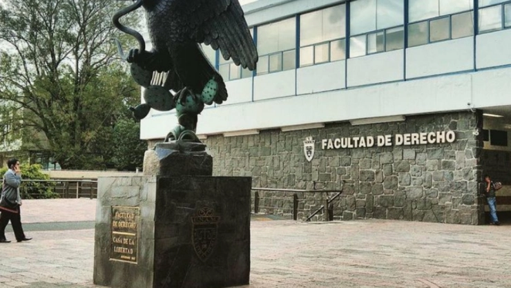 Facultad de Derecho denuncia maestra amenaza